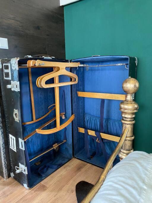 Gleis 1, Eisenbahn Waggon Mit Whirlpool Und Ofen Villa Dahlem  Exterior foto